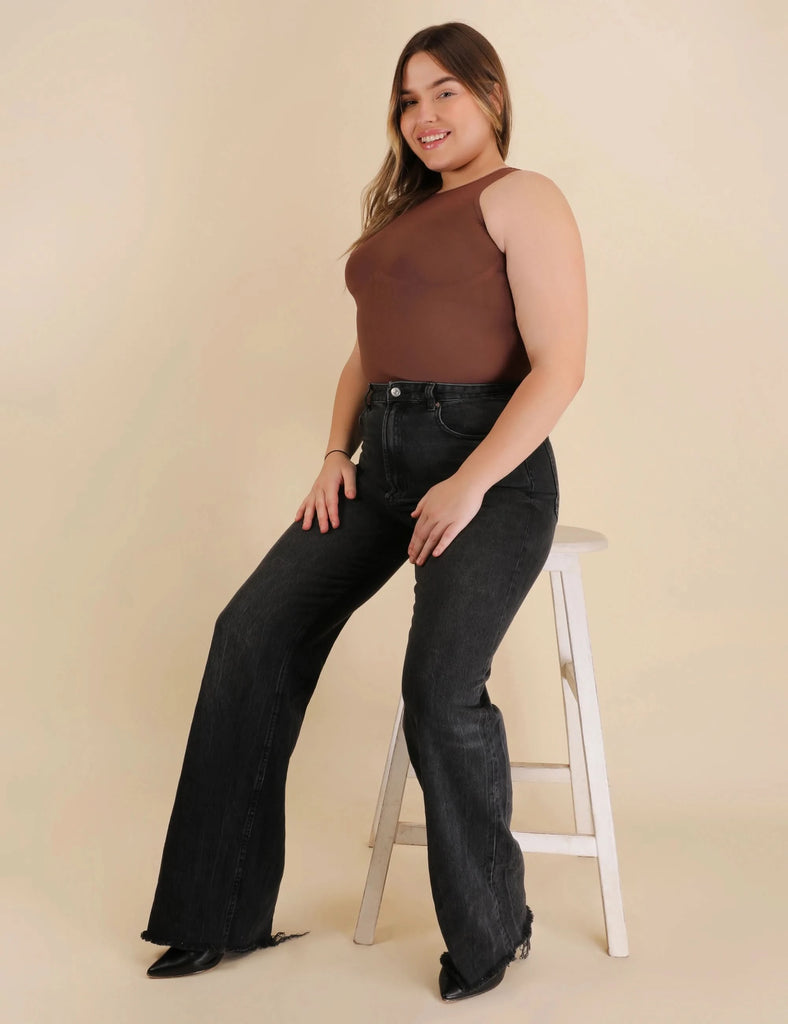 seamless shapewear bodysuit